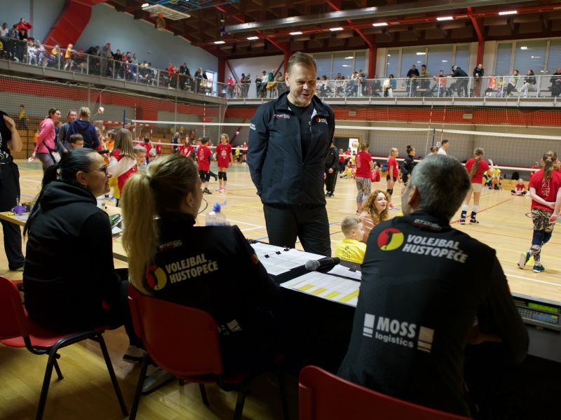 V lednu pokračovala série Jihomoravského minivolejbalu oběma kategoriemi